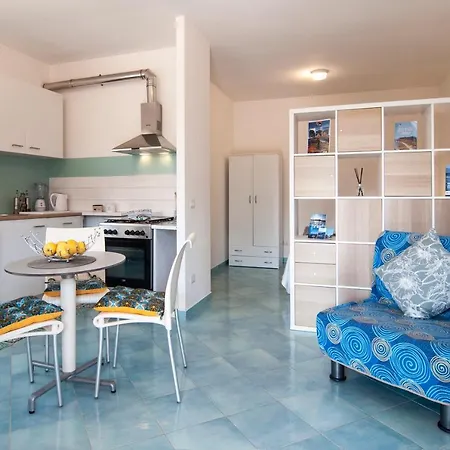 Apartament Circeo *